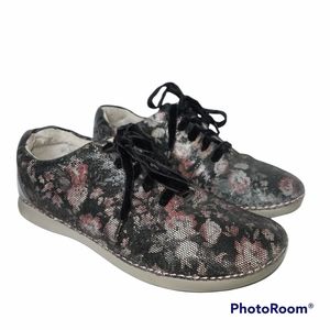 Alegria Essence Dame Floral Lace Up Sneaker